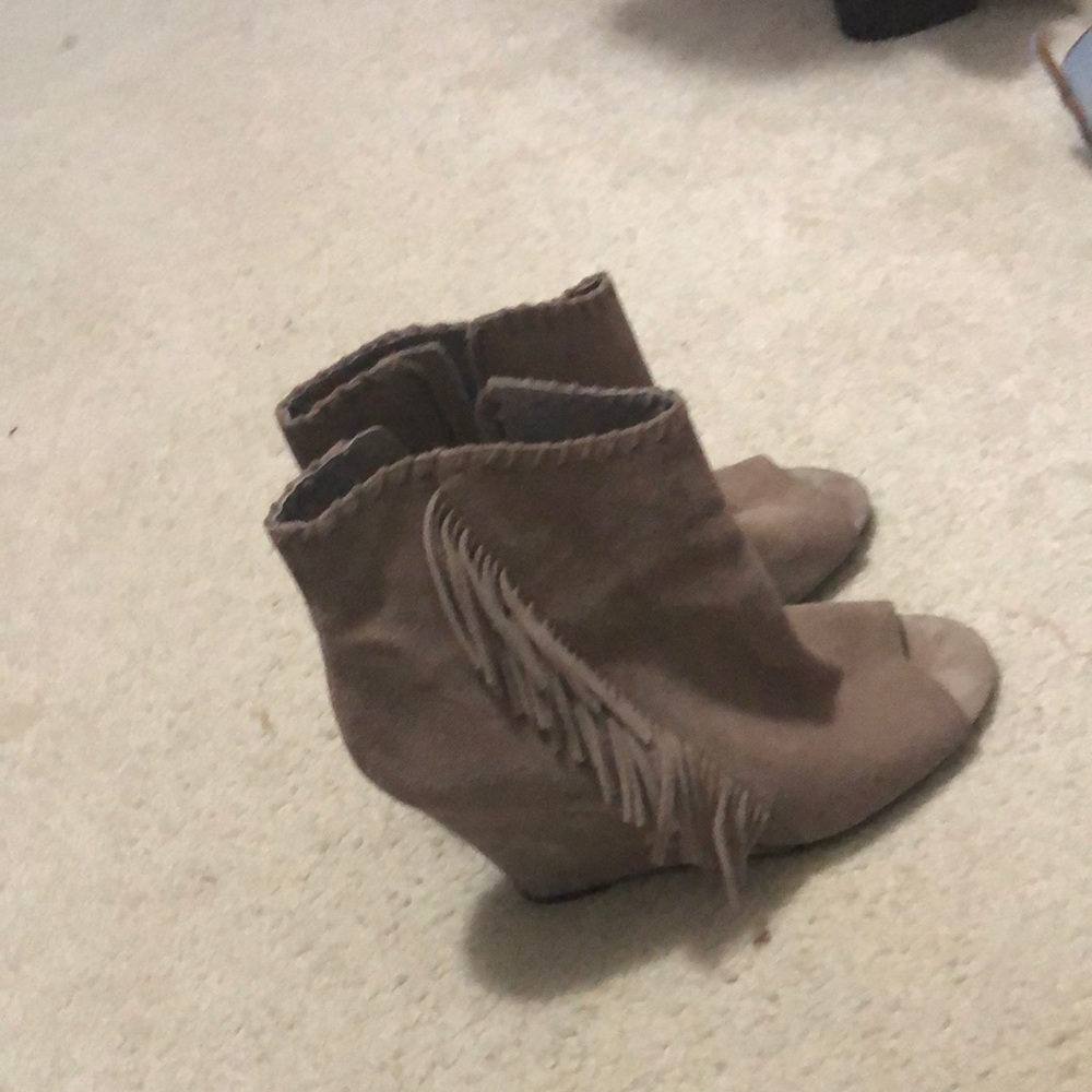 Ankle boots